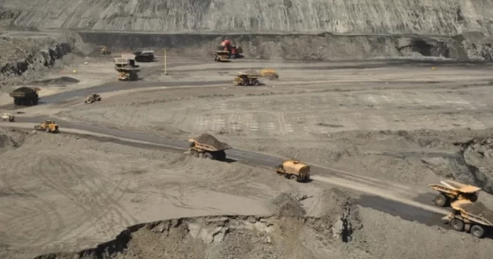 La multinacional Glencore compra la mina de carbón El Cerrejón