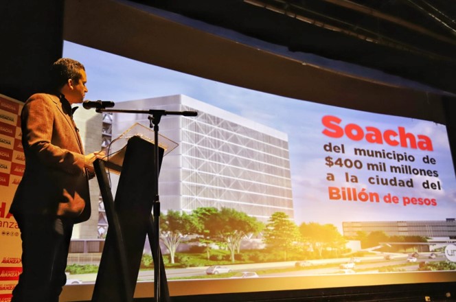 Alcalde Saldarriaga lanza convocatoria de estímulos para sector artístico y cultural de Soacha 2022
