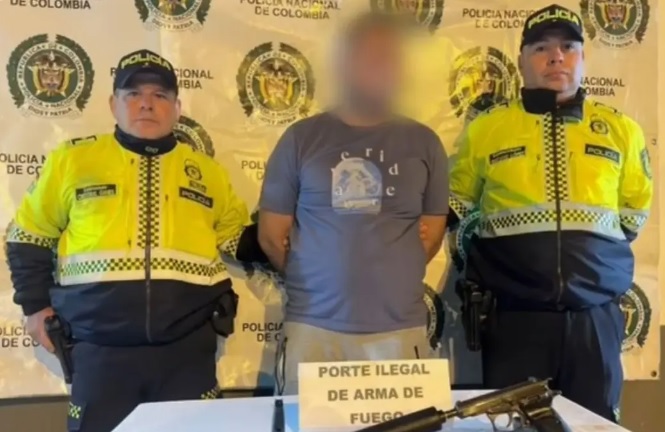 Capturan en Soacha a hombre que portaba poderosa arma de fuego con ...